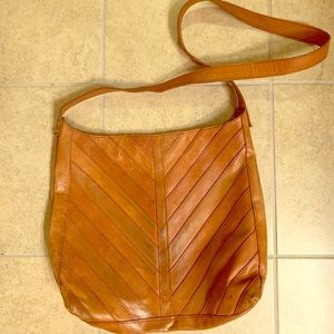 Joanna’s Favorite Crossbody - leather